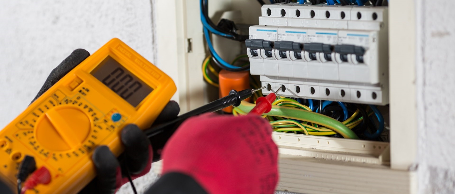 Electricians N8